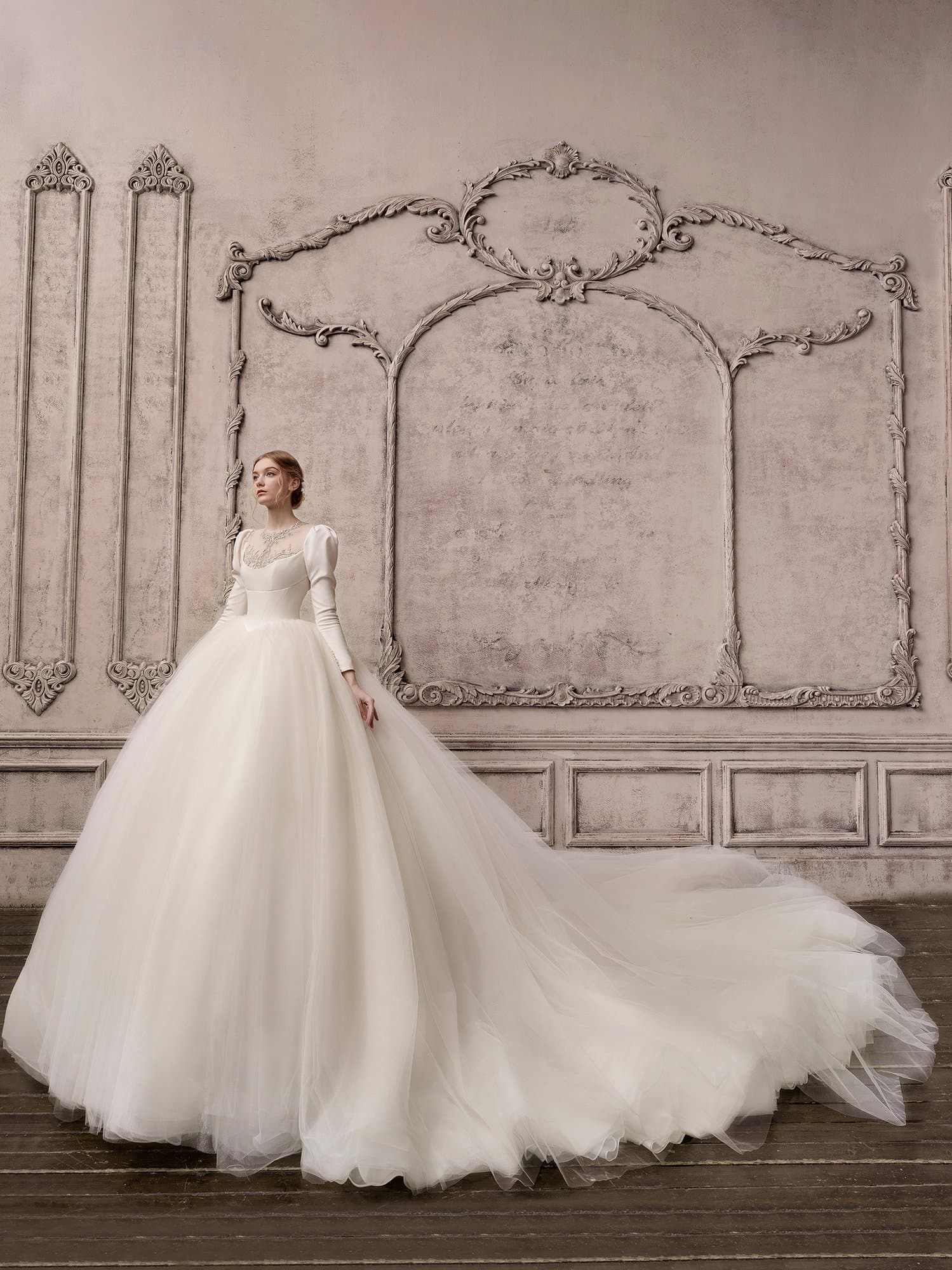 JEWEL NECK WEDDING GOWN