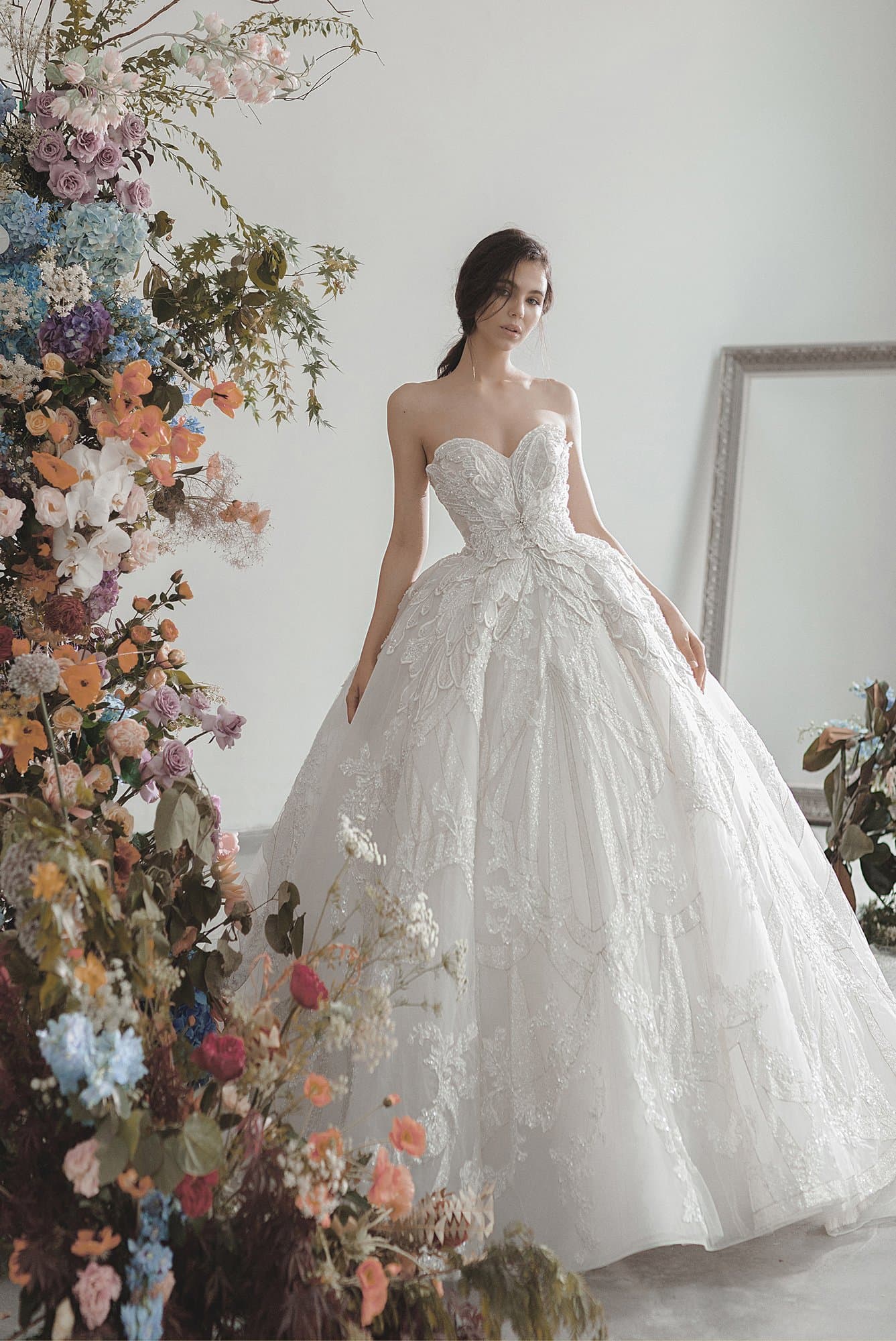 APPLIQUE CORSET WEDDING DRESS