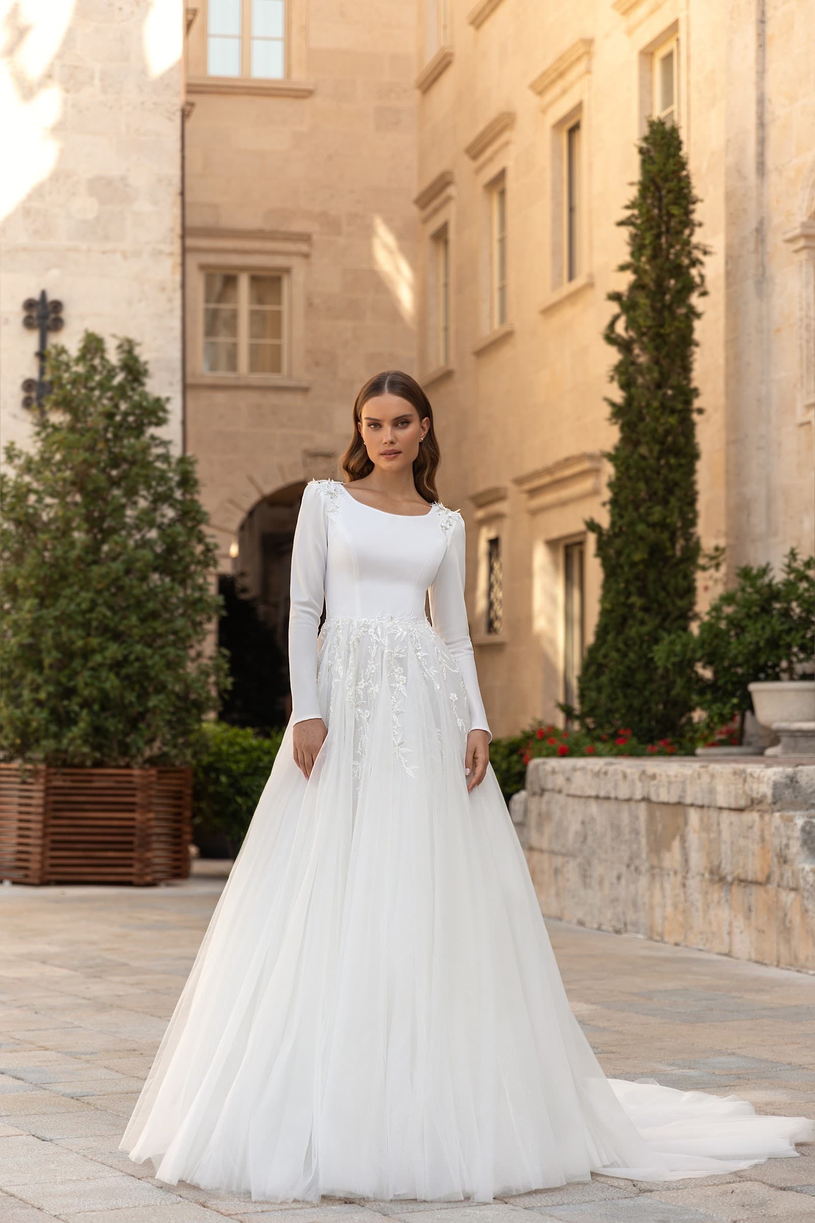 Look 15