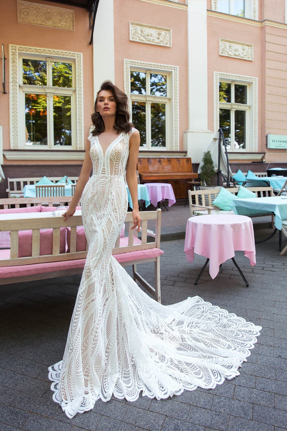 Style 21015