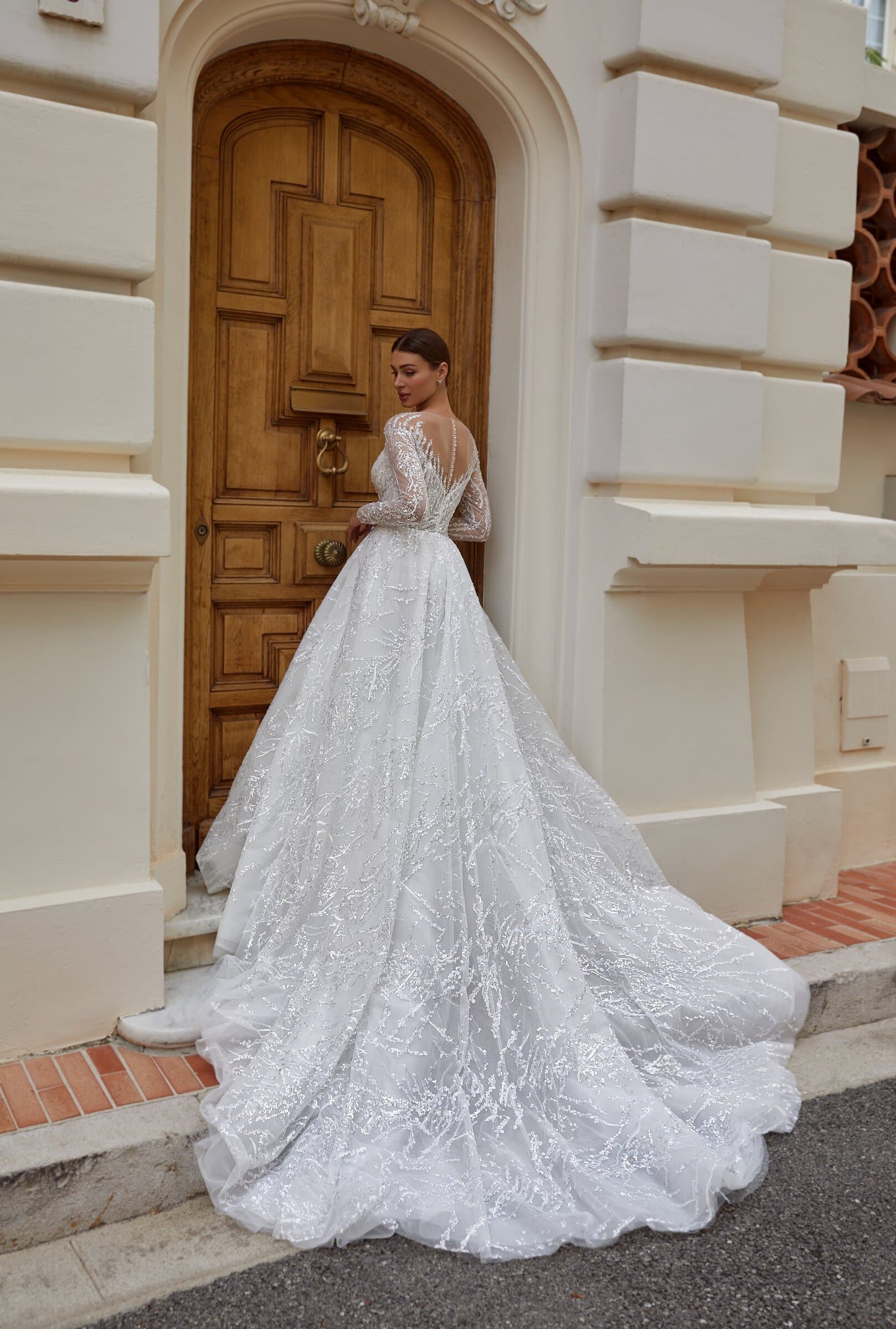 Style 877
